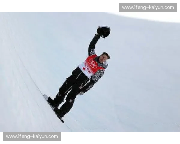 美国单板滑雪传奇肖恩·怀特赛后落泪 暗示本届或成绝唱 美国单板滑雪传奇肖恩·怀特赛后落泪 暗示本届或成绝唱